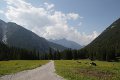 Blick von der Eppzirler Alm ins Tal: Flanke der Seefelder Spitze / Luchsfallenschrofen, Flanke des Brunstkopf, im Hintergrund Große und Mittlere Arnspitze, Arnplattenspitze